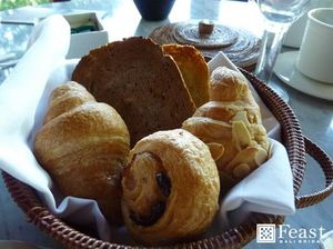 como (7)_R.jpg